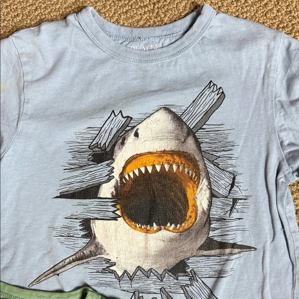 The Children's Place (4) Dinosaur and Shark Graphic Tees - Blue, Green, Navy